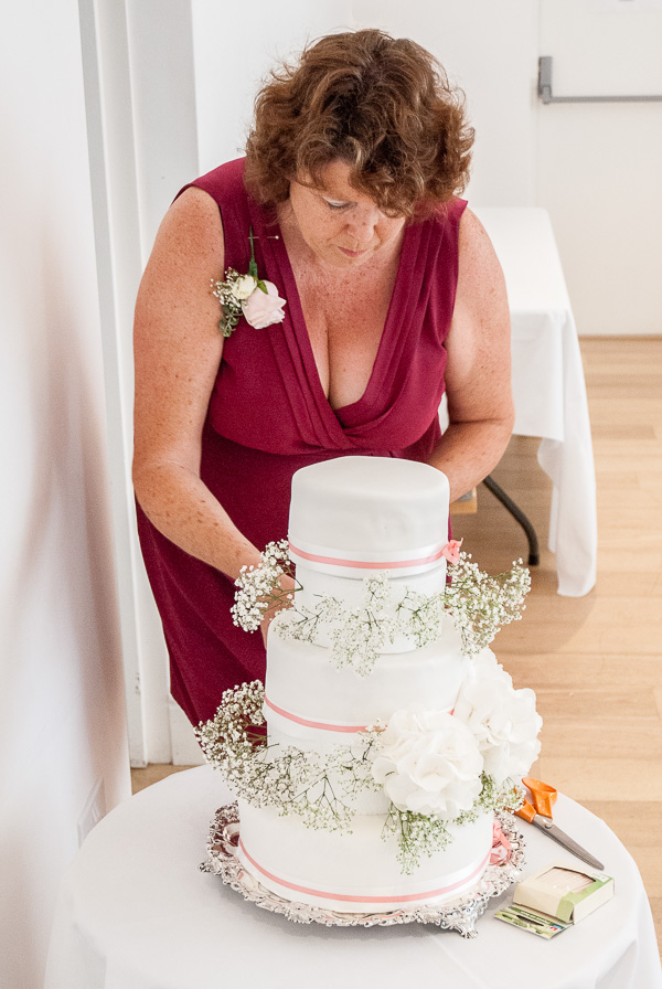 wedding-cake-decorating-6449
