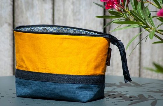 MIOLO by Jools open-wide zippered pouch